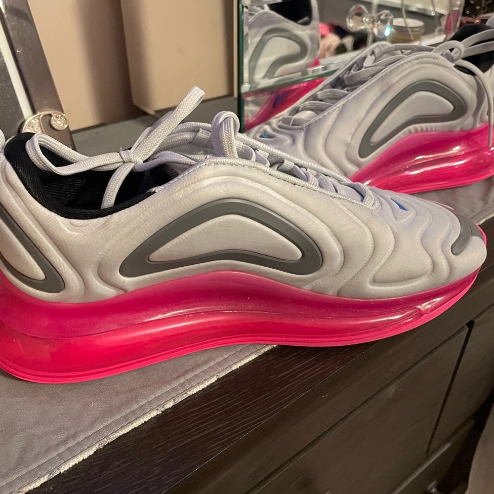 Nike Air Max 720 Platinum/Pink Blast 7 Youth